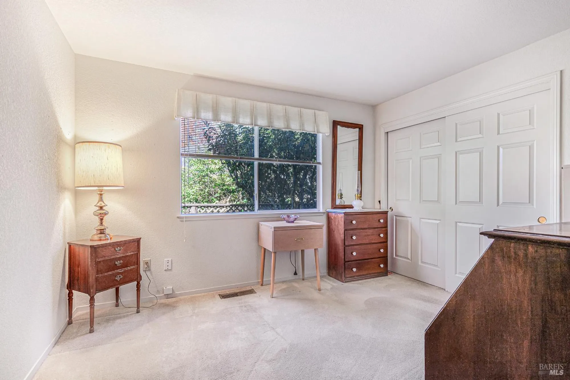 Property Slideshow image 31 of 56 | 240 silver creek cir, Santa Rosa, CA, 95409