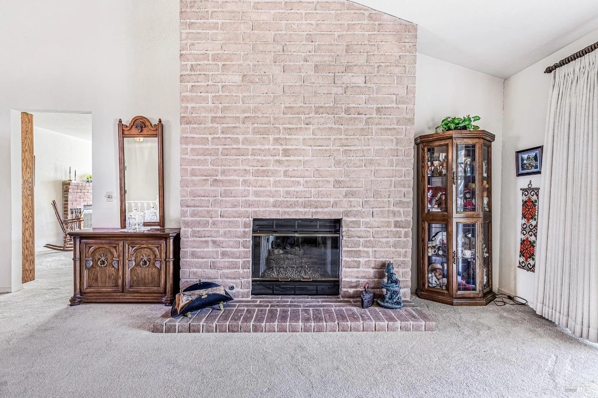 Property Slideshow image 10 of 56 | 240 silver creek cir, Santa Rosa, CA, 95409