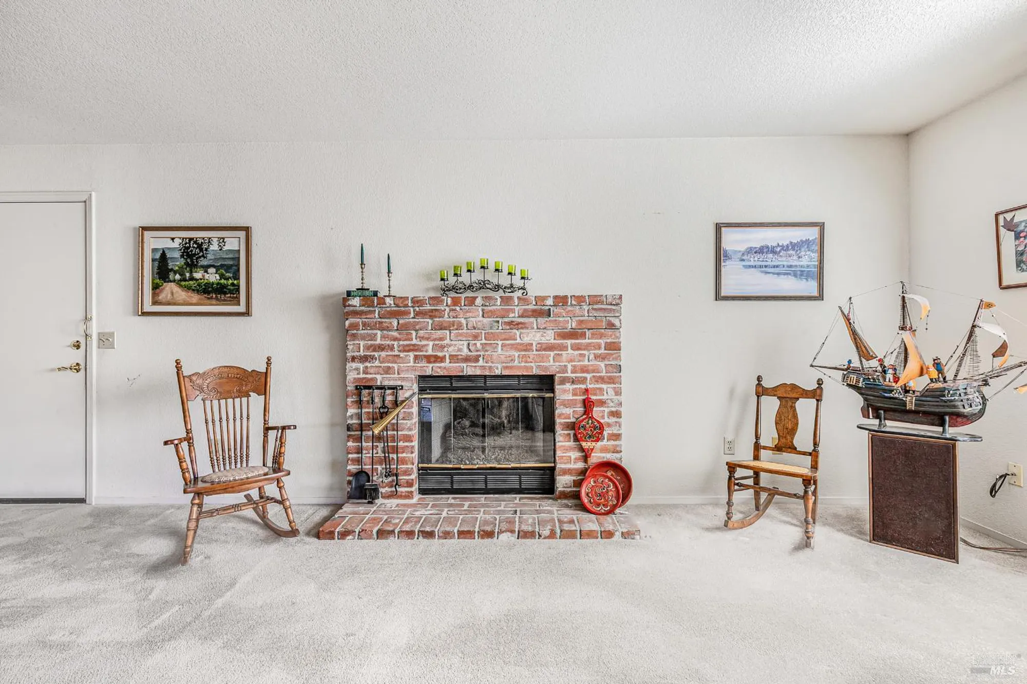 Property Slideshow image 13 of 56 | 240 silver creek cir, Santa Rosa, CA, 95409
