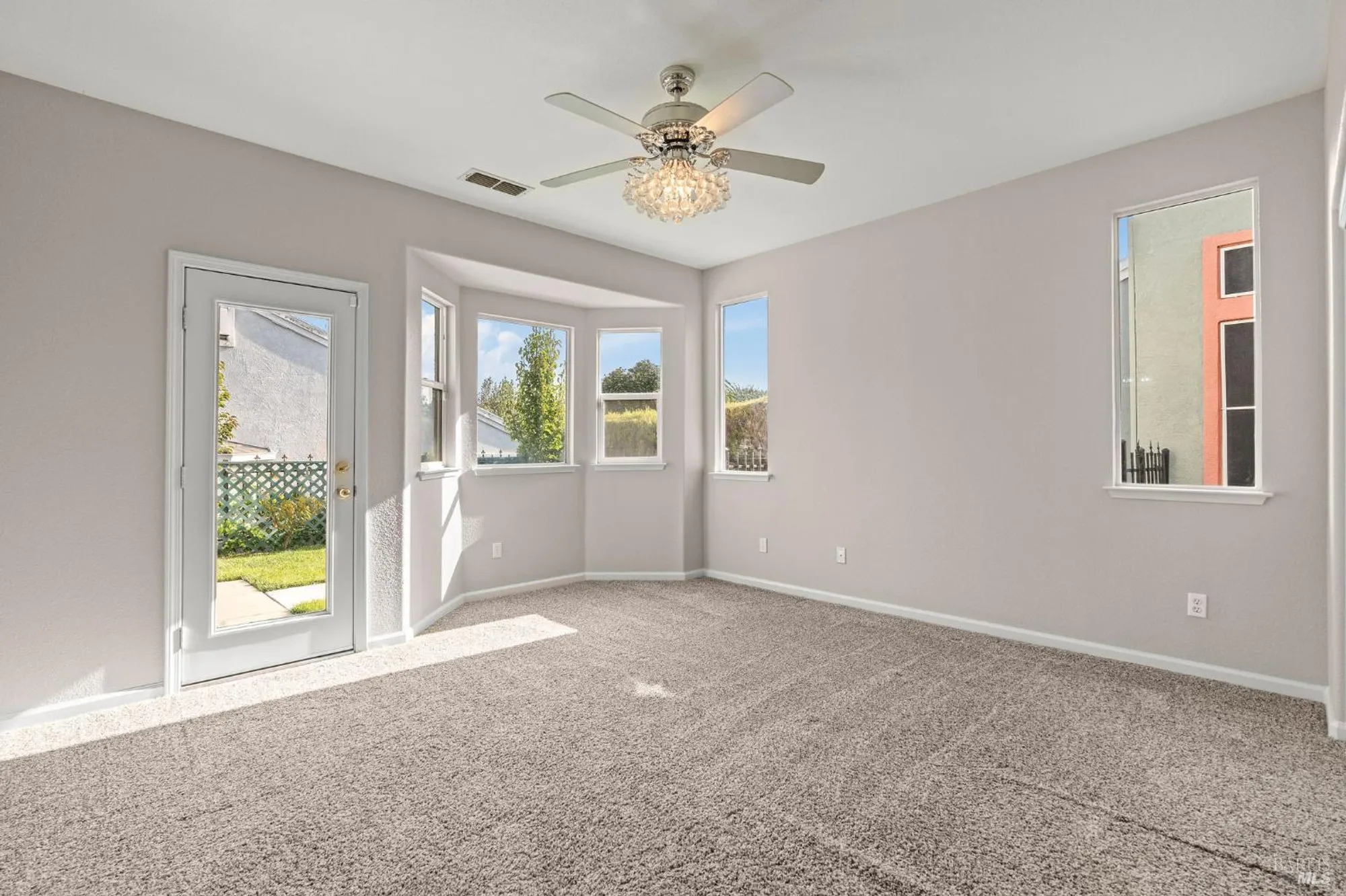 Property Slideshow image 19 of 65 | 242 cedar ridge dr, Rio Vista, CA, 94571