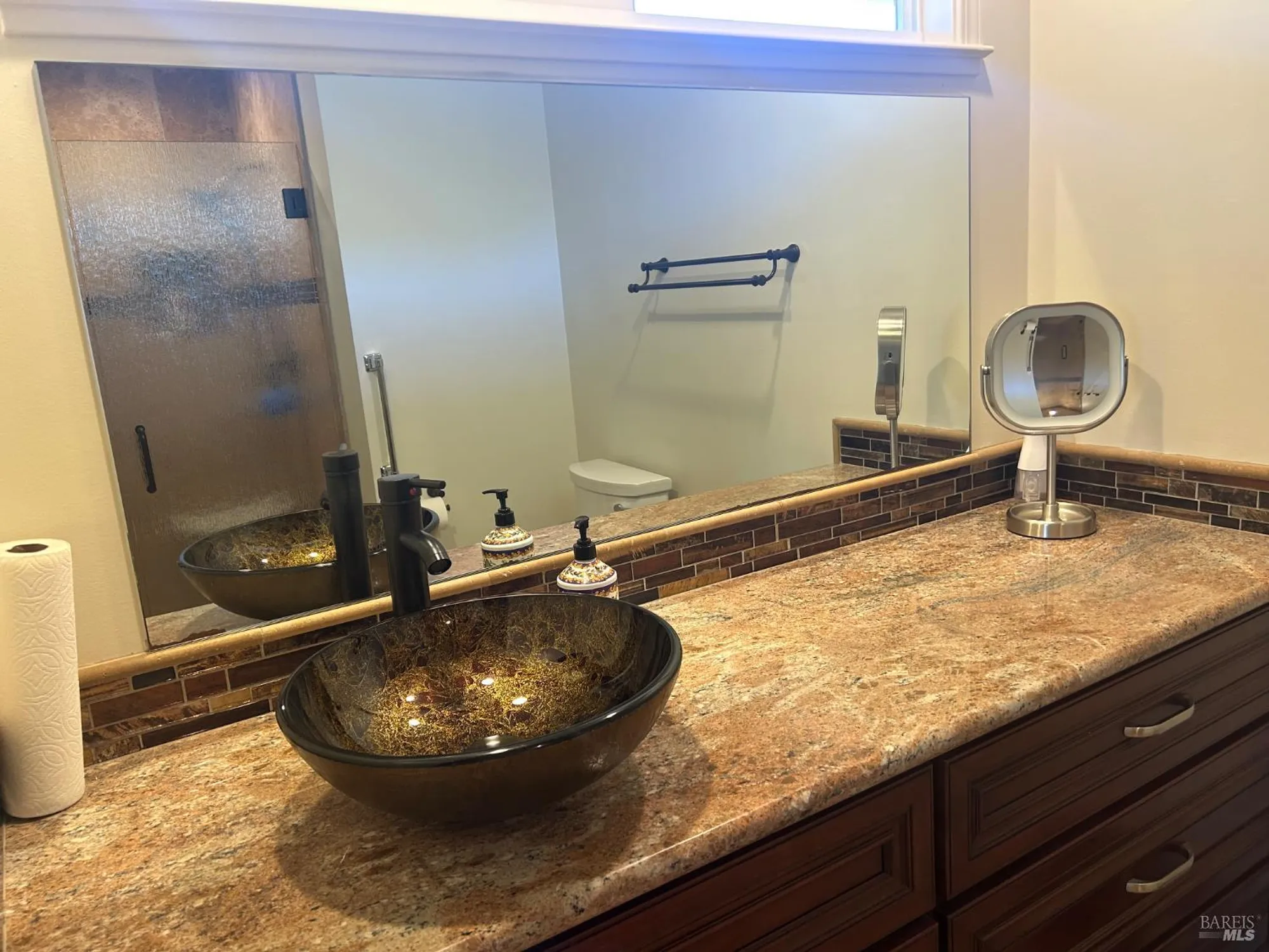 Property Slideshow image 10 of 13 | 6553 meadowridge dr, Santa Rosa, CA, 95409