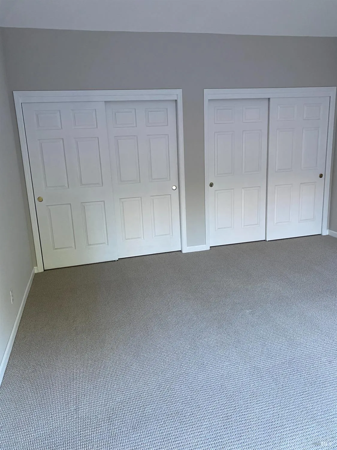 Property Slideshow image 8 of 18 | 6261 meadowstone dr, Santa Rosa, CA, 95409