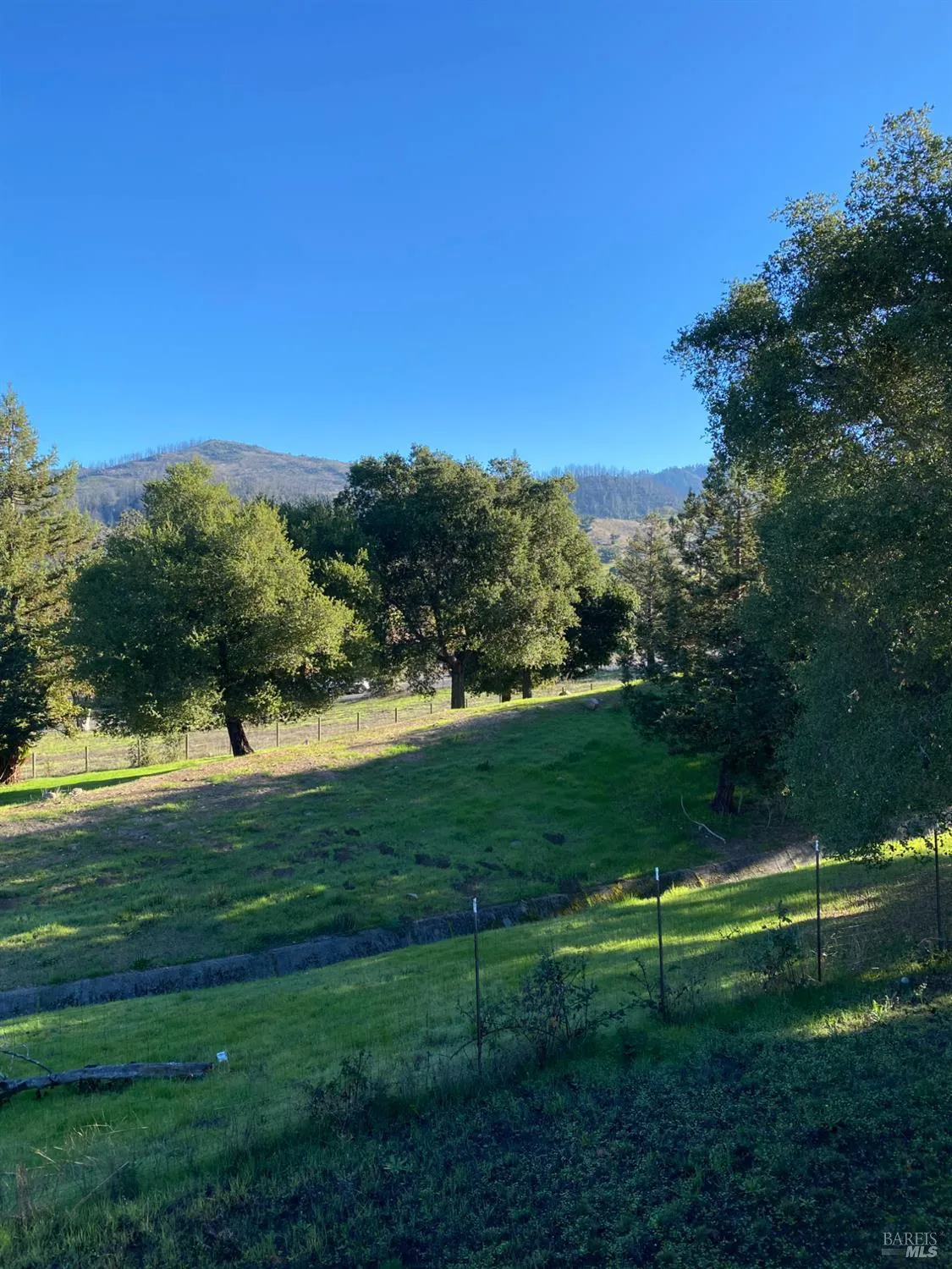 Property Slideshow image 11 of 18 | 6261 meadowstone dr, Santa Rosa, CA, 95409