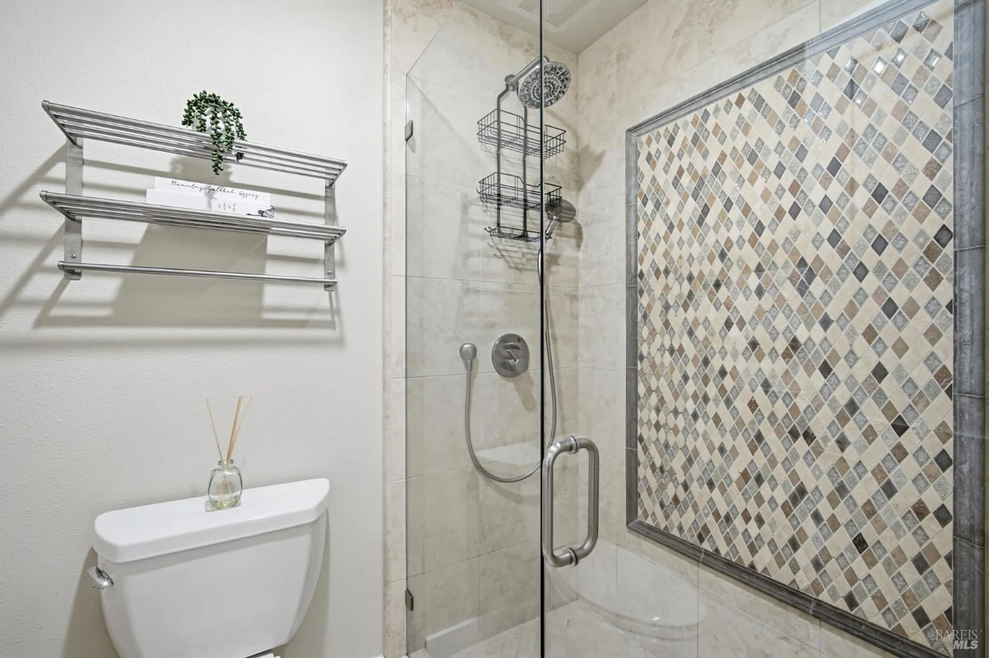 Property Slideshow image 32 of 47 | 28 oak forest pl, Santa Rosa, CA, 95409