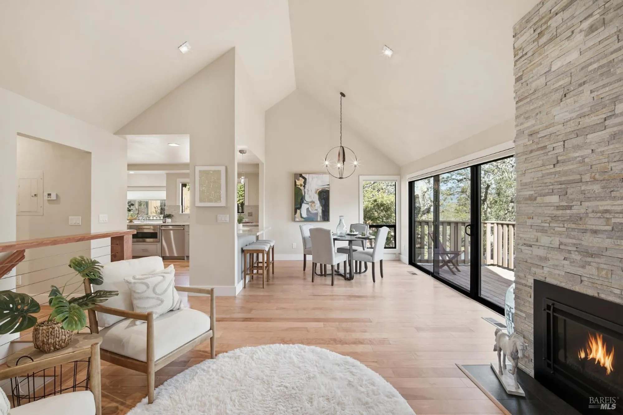 Property Slideshow image 7 of 47 | 28 oak forest pl, Santa Rosa, CA, 95409