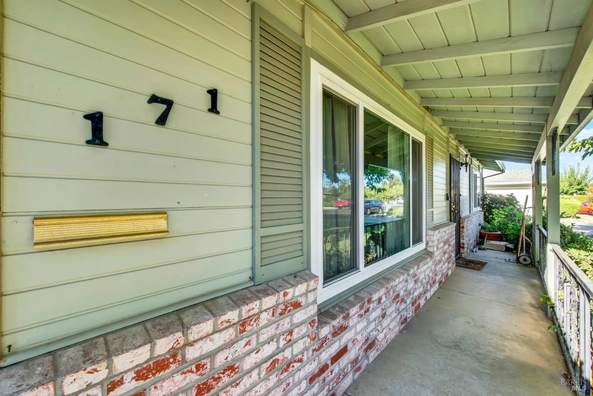 Property Slideshow image 8 of 52 | 171 mckinley cir, Vacaville, CA, 95687