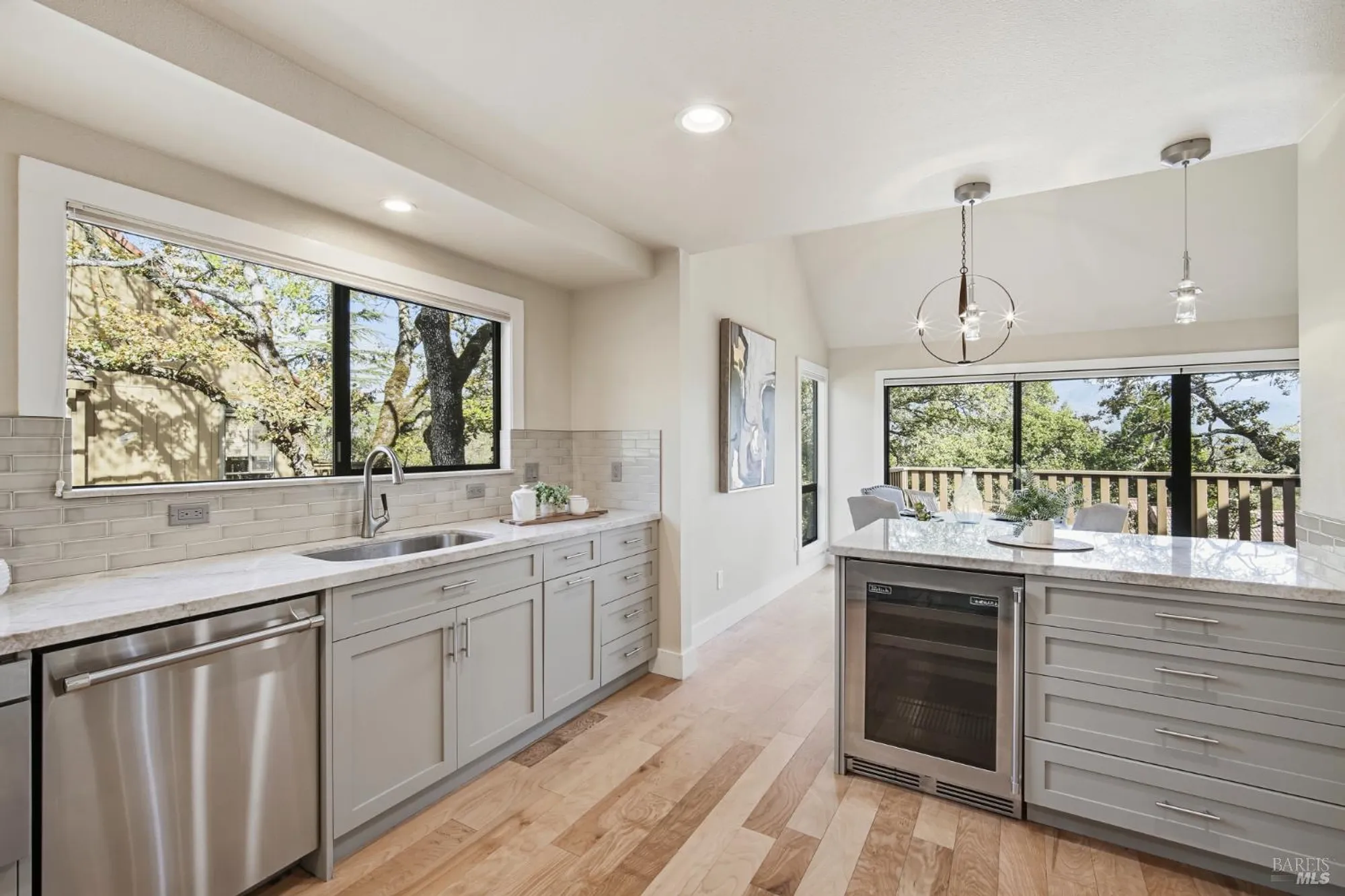 Property Slideshow image 13 of 47 | 28 oak forest pl, Santa Rosa, CA, 95409