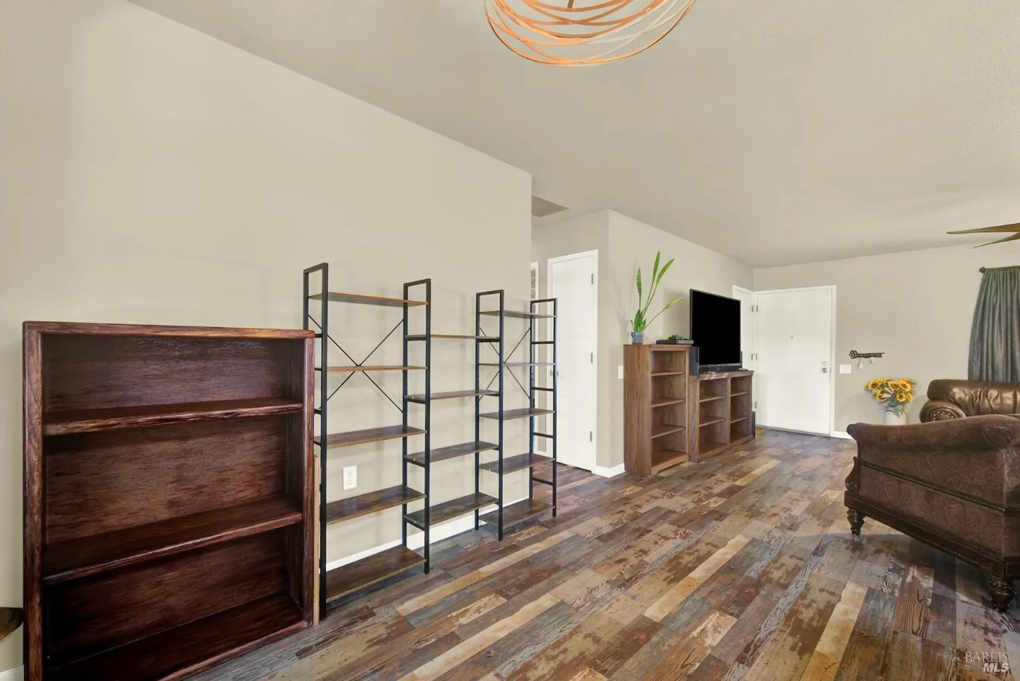 Property Slideshow image 19 of 52 | 171 mckinley cir, Vacaville, CA, 95687