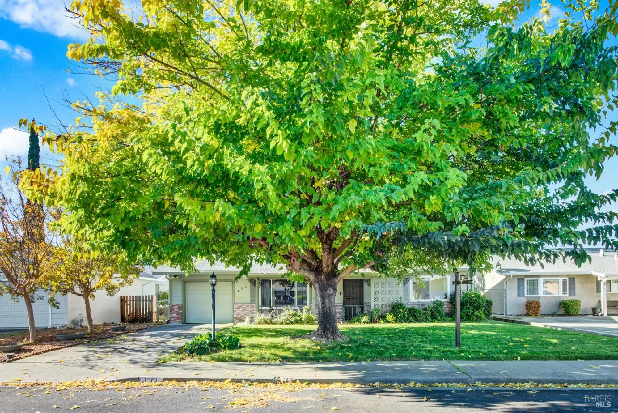 Property Slideshow image 3 of 52 | 171 mckinley cir, Vacaville, CA, 95687