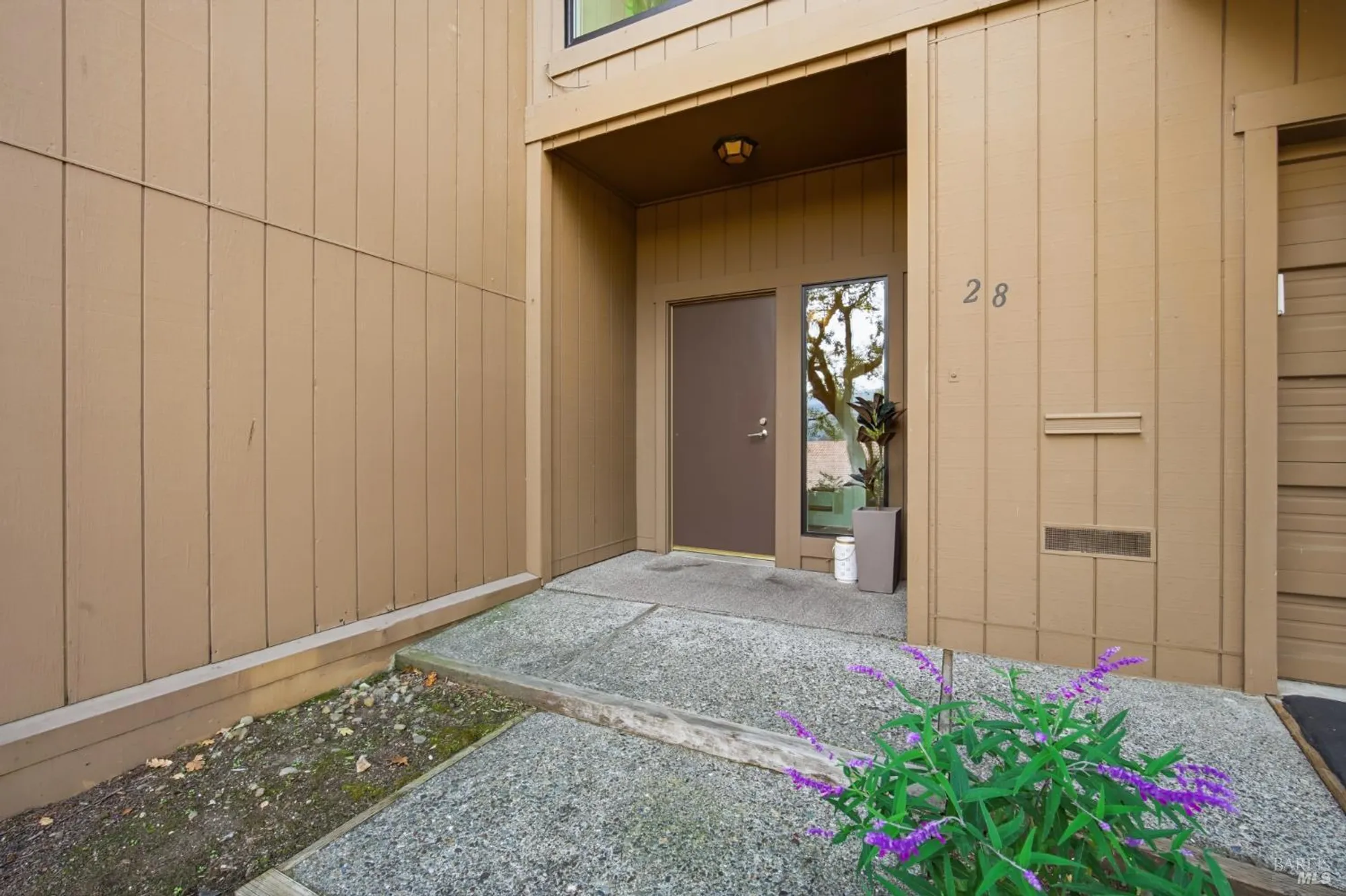 Property Slideshow image 2 of 47 | 28 oak forest pl, Santa Rosa, CA, 95409