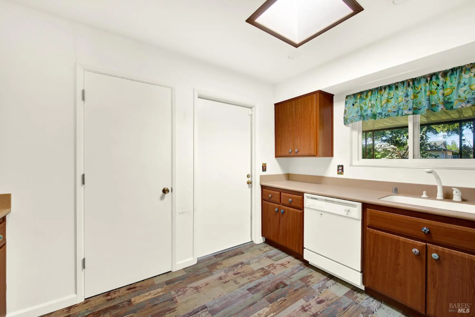 Property Slideshow image 23 of 52 | 171 mckinley cir, Vacaville, CA, 95687