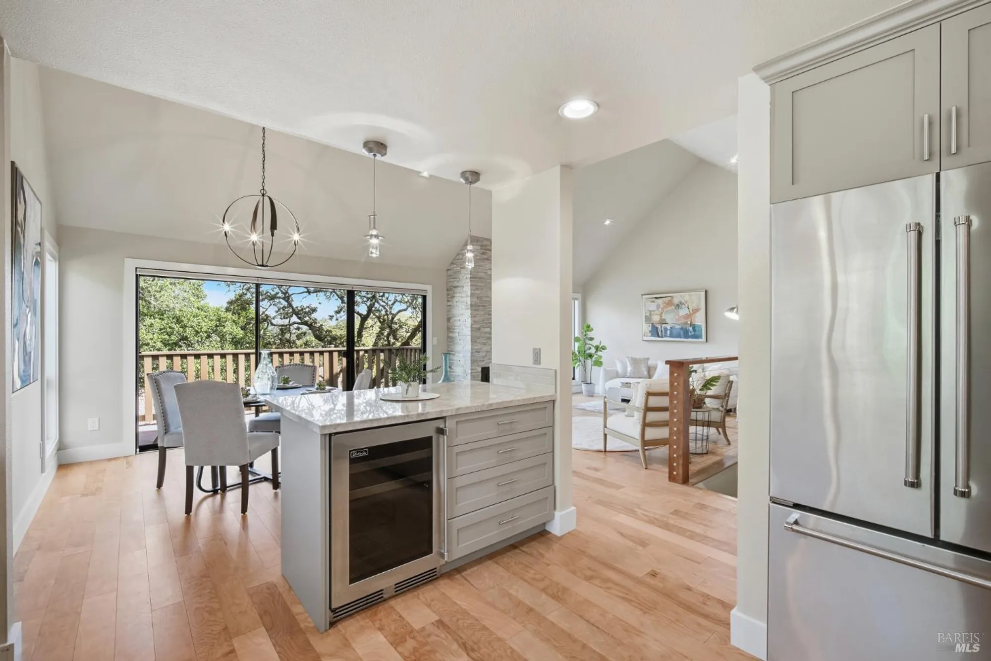 Property Slideshow image 14 of 47 | 28 oak forest pl, Santa Rosa, CA, 95409