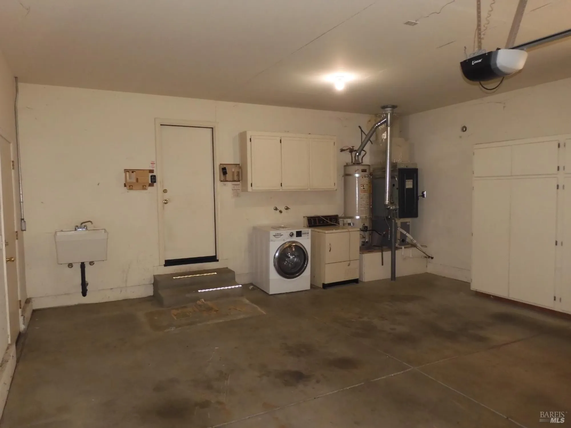 Property Slideshow image 19 of 36 | 356 singing brook cir, Santa Rosa, CA, 95409