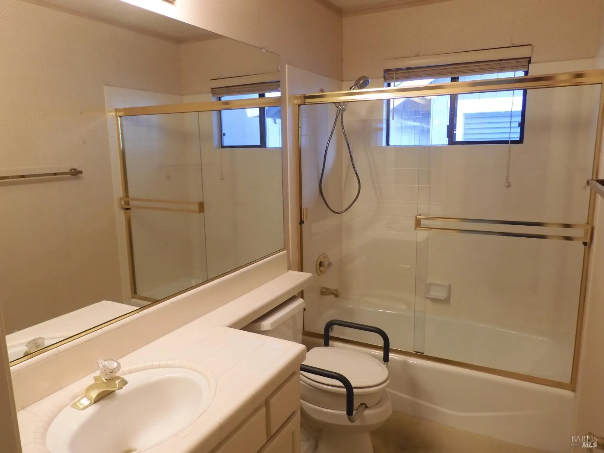 Property Slideshow image 17 of 36 | 356 singing brook cir, Santa Rosa, CA, 95409