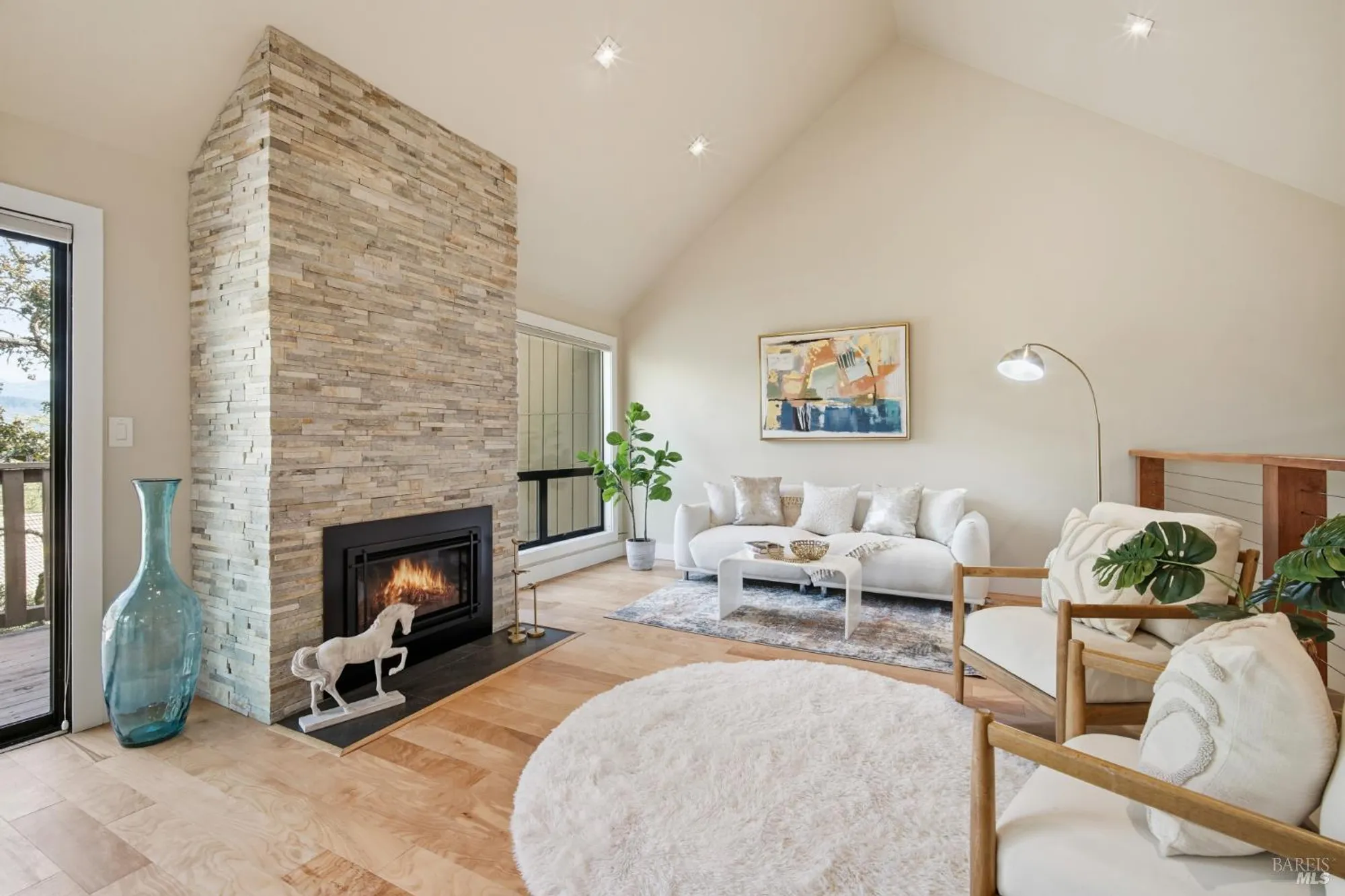 Property Slideshow image 4 of 47 | 28 oak forest pl, Santa Rosa, CA, 95409