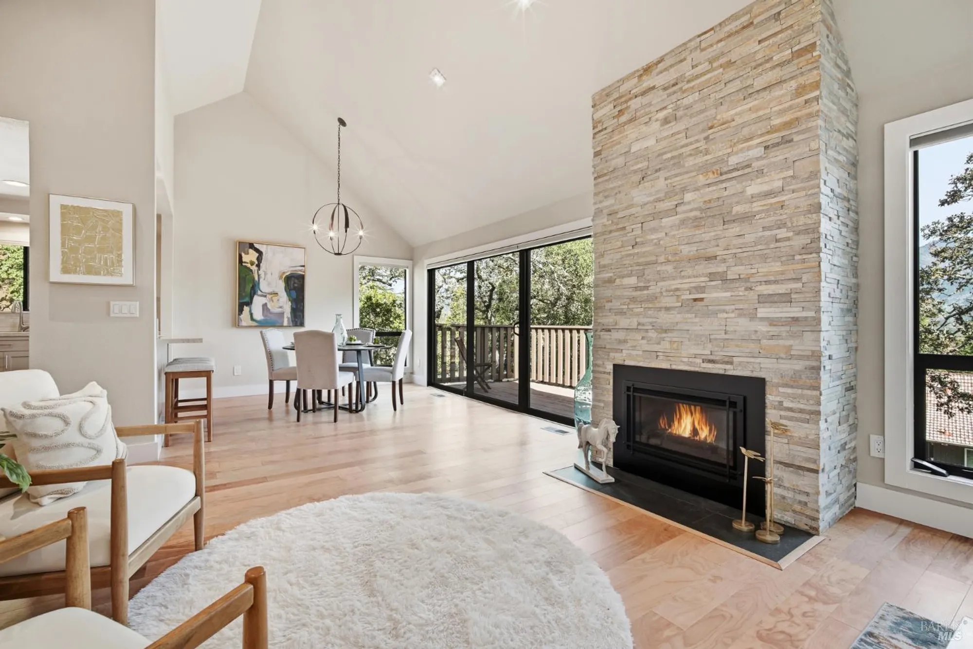 Property Slideshow image 8 of 47 | 28 oak forest pl, Santa Rosa, CA, 95409