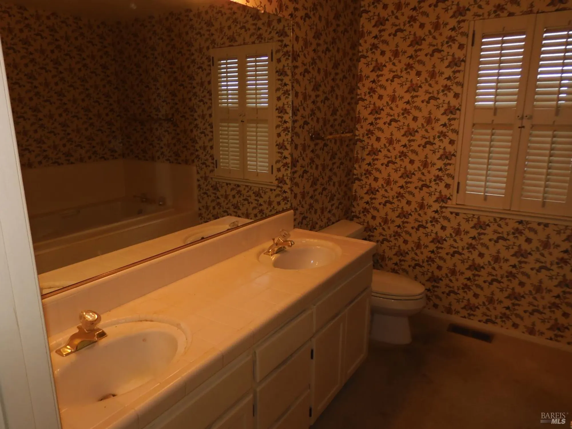 Property Slideshow image 14 of 36 | 356 singing brook cir, Santa Rosa, CA, 95409