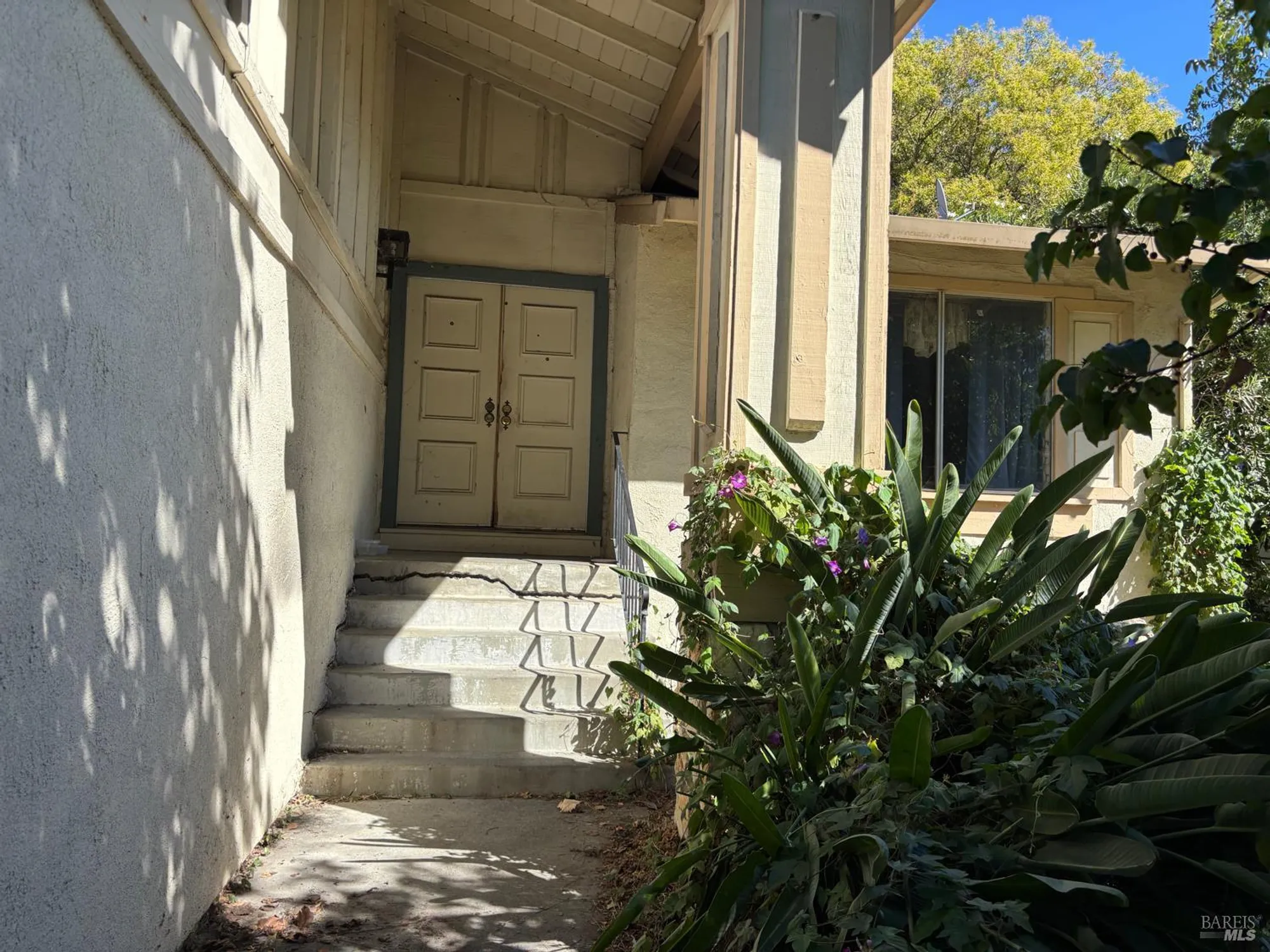 Property Slideshow image 3 of 3 | 450 nut tree rd, Vacaville, CA, 95687