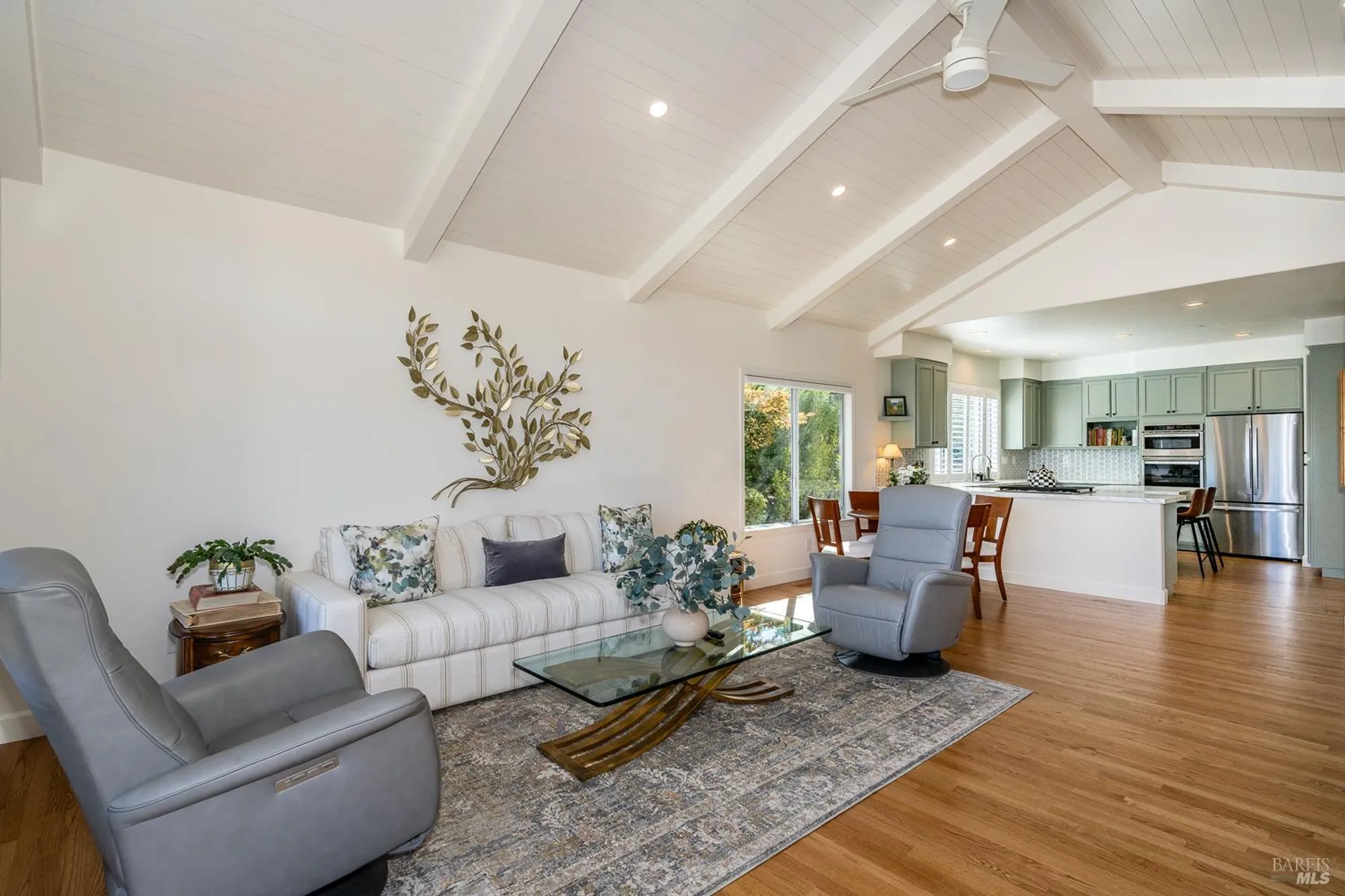 Property Slideshow image 6 of 26 | 6317 meadowridge dr, Santa Rosa, CA, 95409