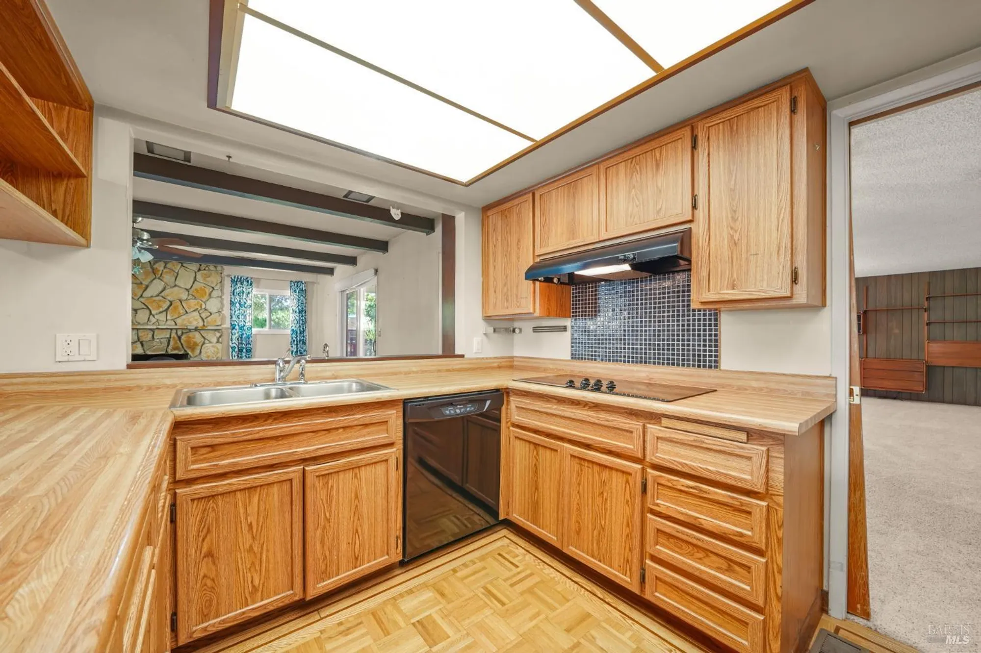 Property Slideshow image 14 of 41 | 202 olympic cir, Vacaville, CA, 95687