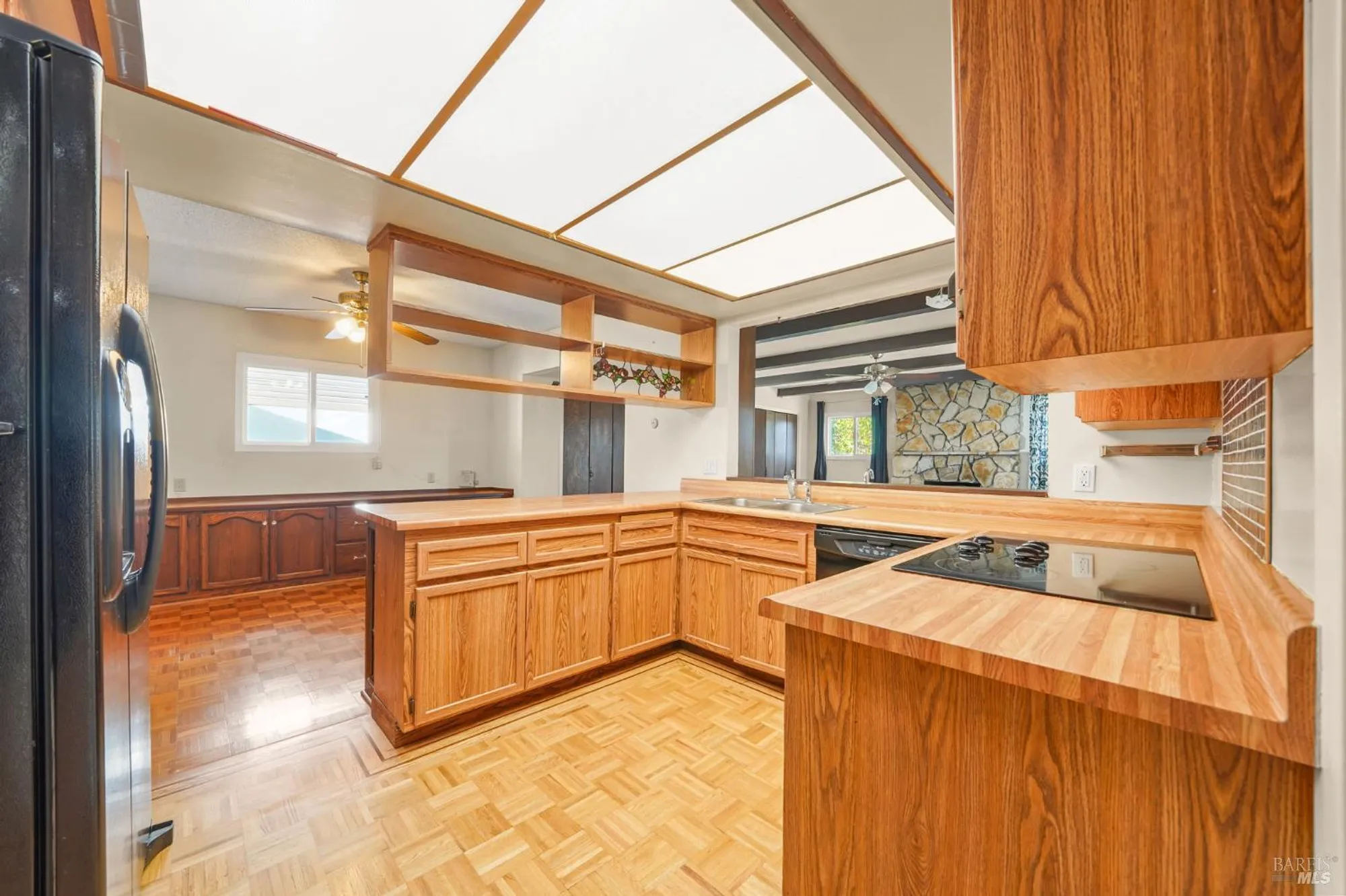 Property Slideshow image 12 of 41 | 202 olympic cir, Vacaville, CA, 95687