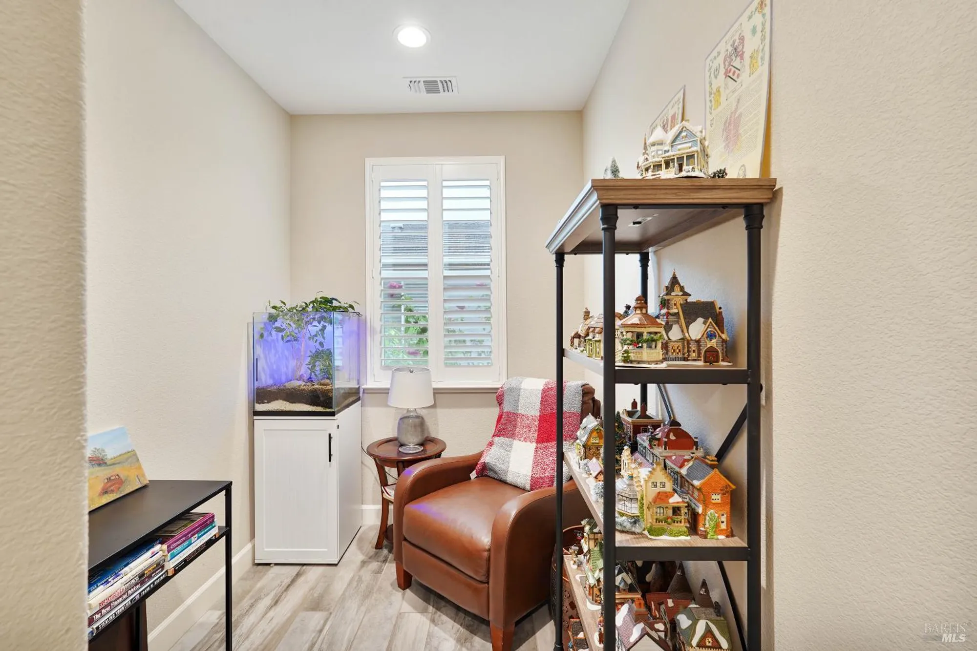 Property Slideshow image 23 of 57 | 228 shearwater dr, Rio Vista, CA, 94571