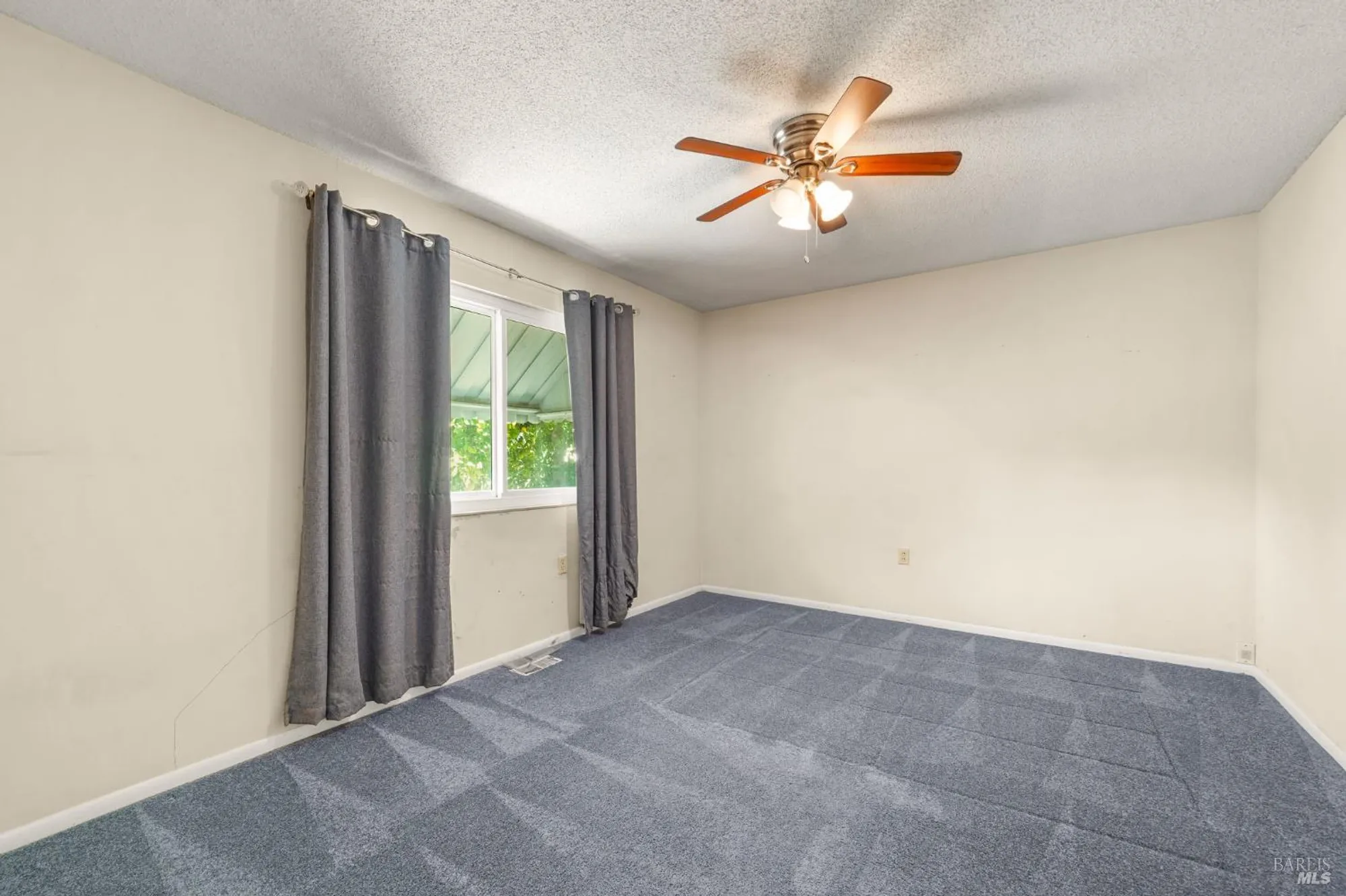 Property Slideshow image 26 of 41 | 202 olympic cir, Vacaville, CA, 95687