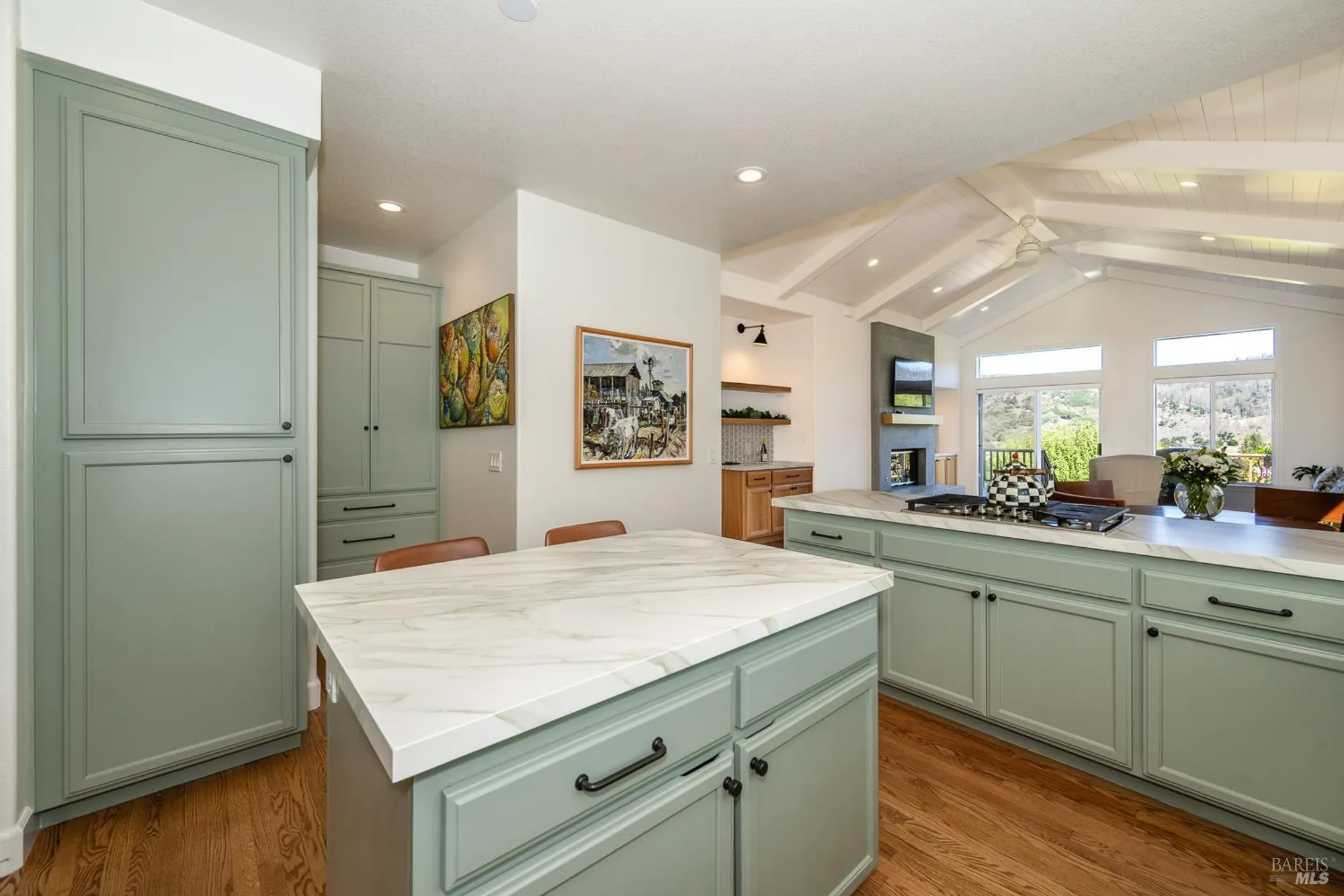 Property Slideshow image 10 of 26 | 6317 meadowridge dr, Santa Rosa, CA, 95409