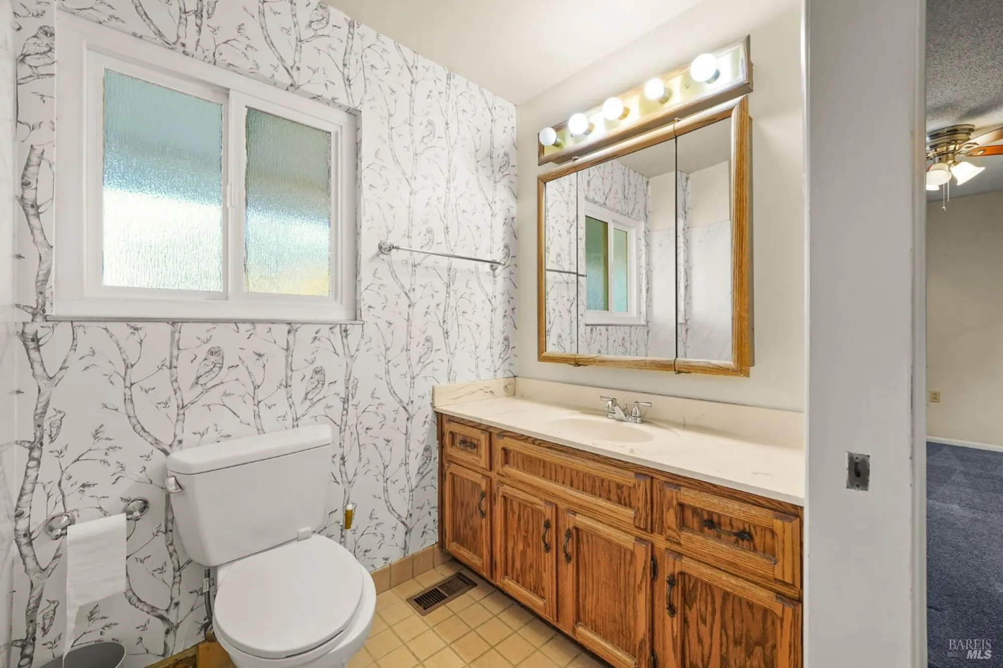 Property Slideshow image 10 of 41 | 202 olympic cir, Vacaville, CA, 95687