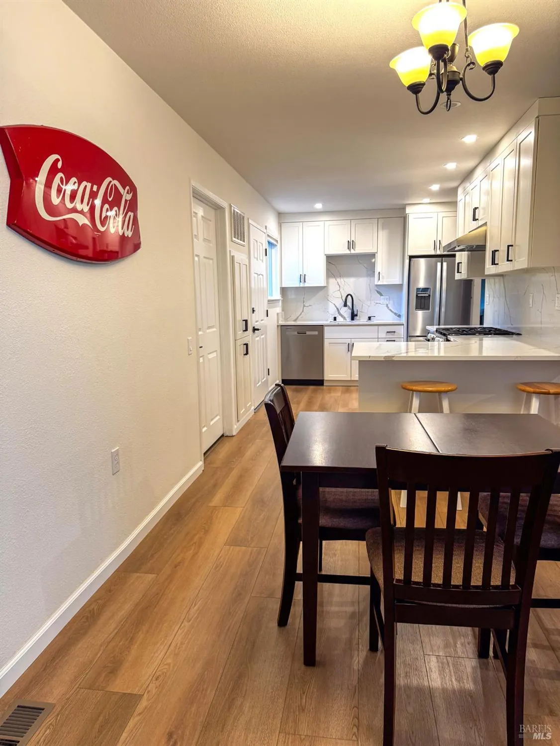 Property Slideshow image 11 of 19 | 25 temelec cir, Sonoma, CA, 95476