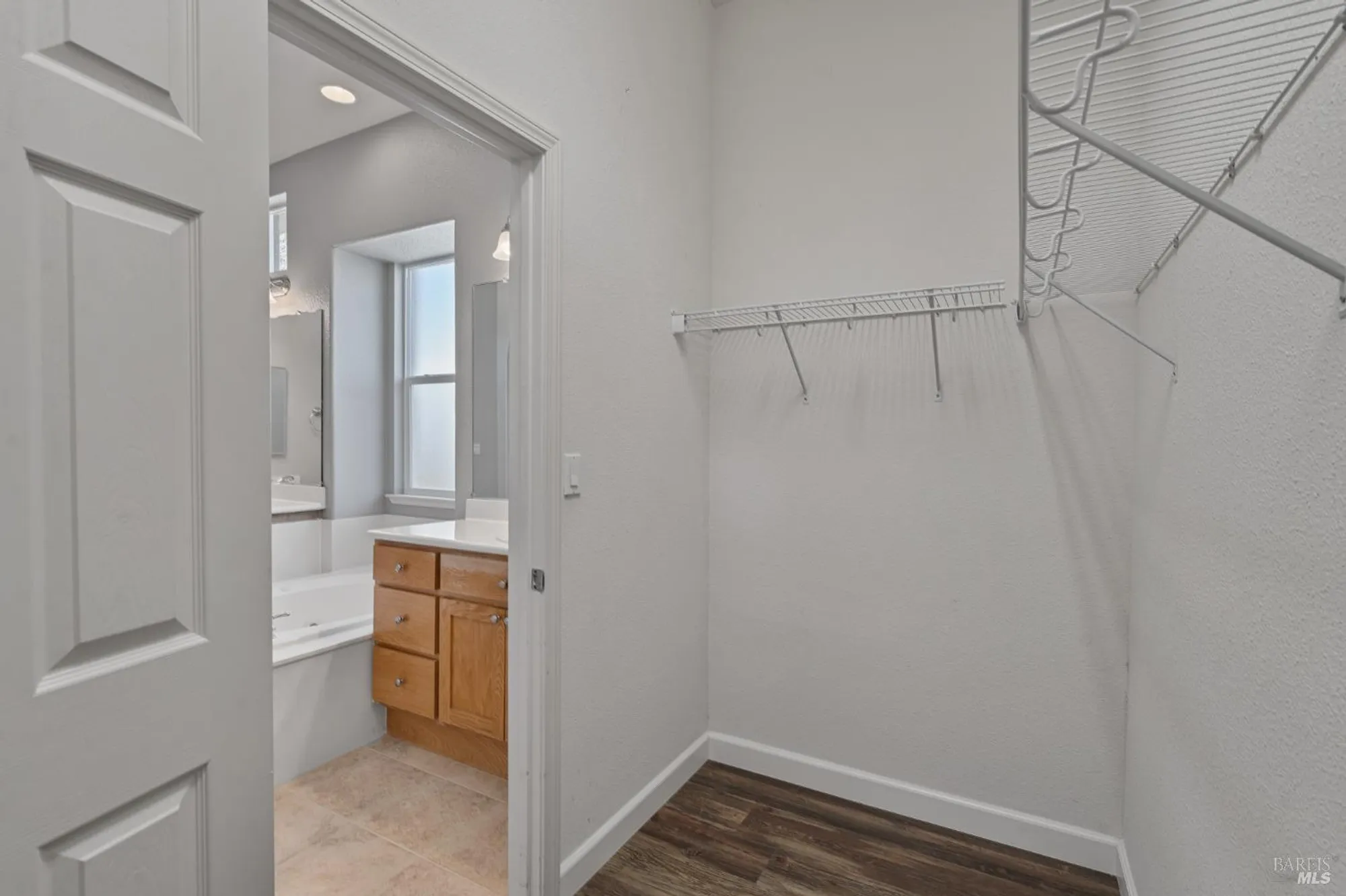 Property Slideshow image 34 of 54 | 350 canyon spring dr, Rio Vista, CA, 94571