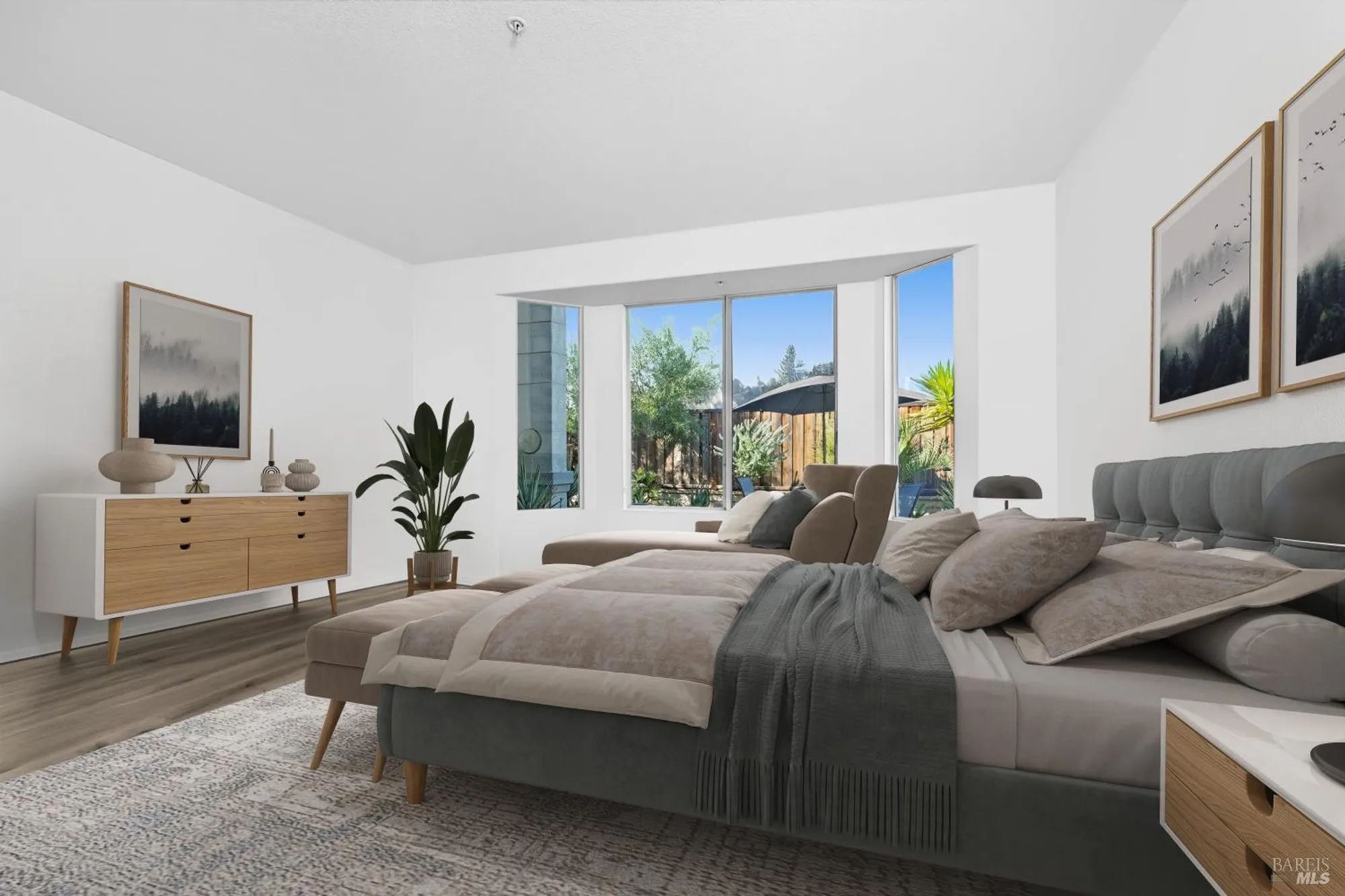 Property Slideshow image 11 of 40 | 124 wisteria cir, Cloverdale, CA, 95425