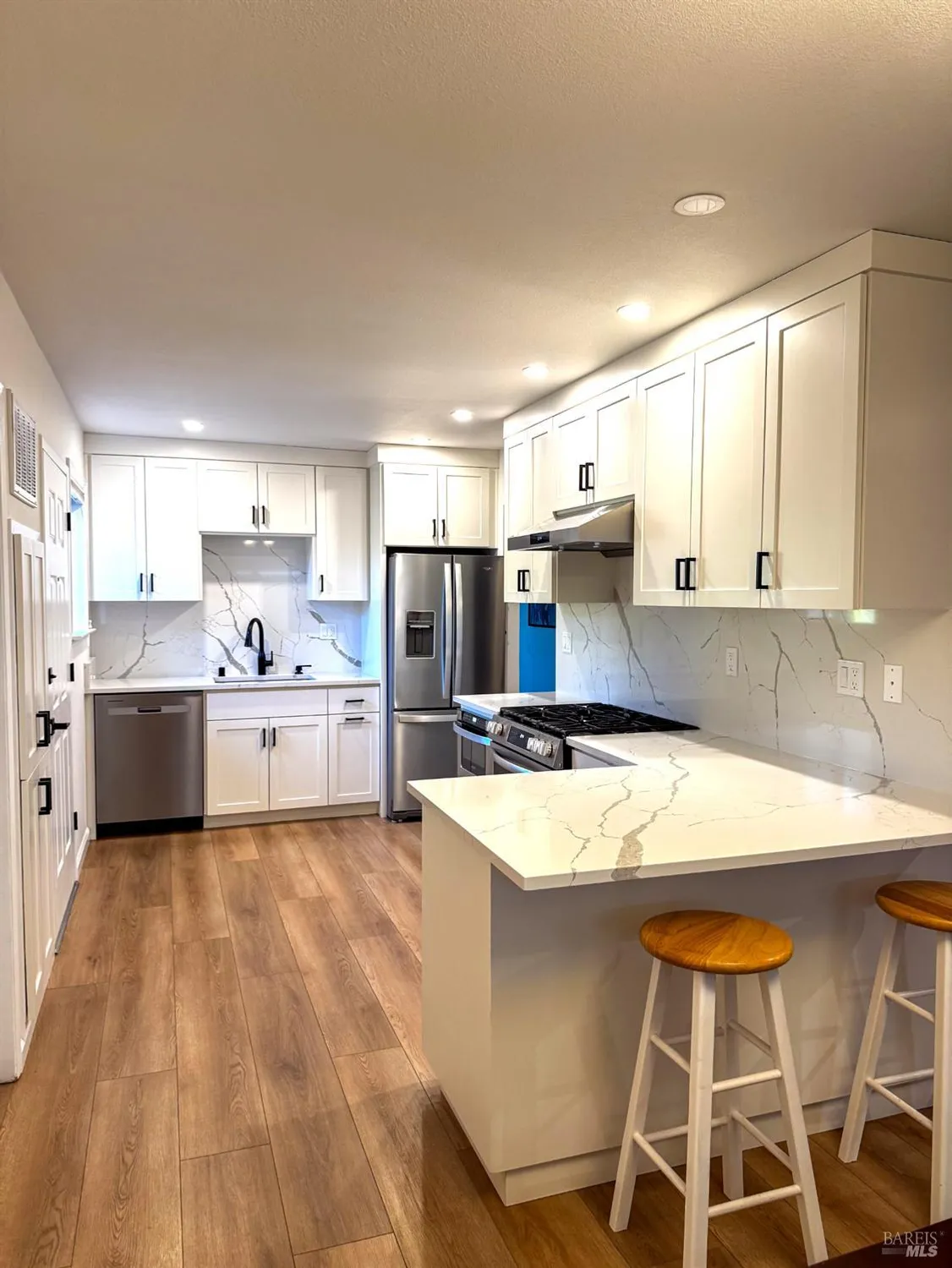 Property Slideshow image 8 of 19 | 25 temelec cir, Sonoma, CA, 95476