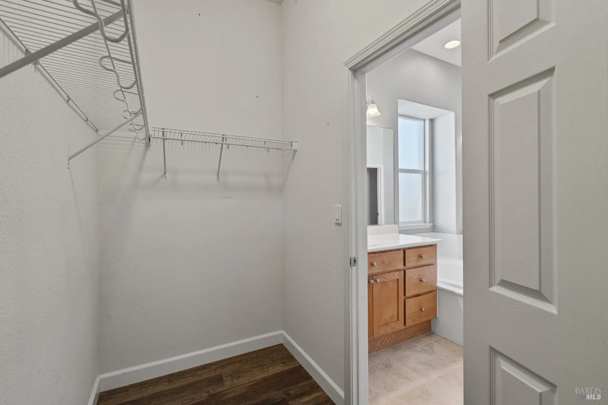 Property Slideshow image 33 of 54 | 350 canyon spring dr, Rio Vista, CA, 94571