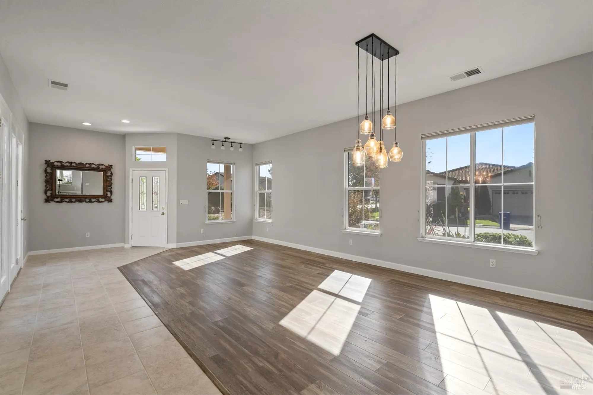 Property Slideshow image 9 of 54 | 350 canyon spring dr, Rio Vista, CA, 94571