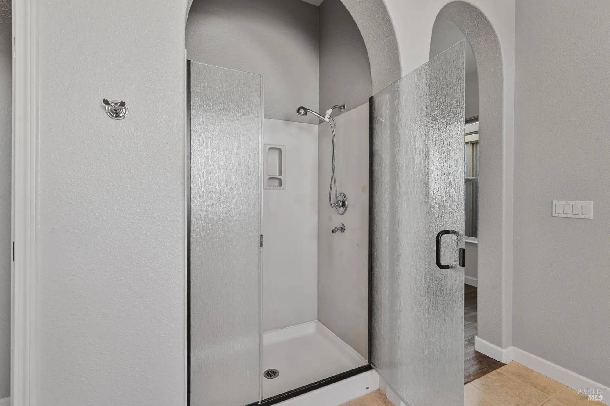 Property Slideshow image 32 of 54 | 350 canyon spring dr, Rio Vista, CA, 94571