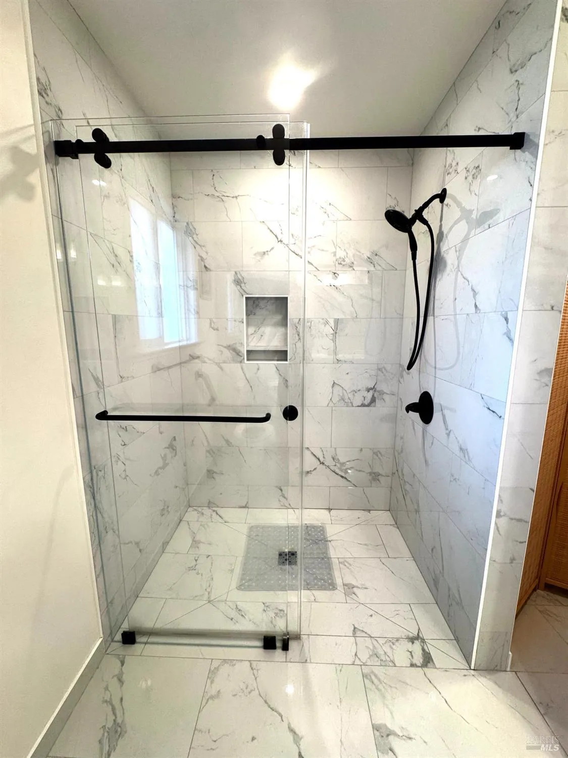 Property Slideshow image 15 of 19 | 25 temelec cir, Sonoma, CA, 95476