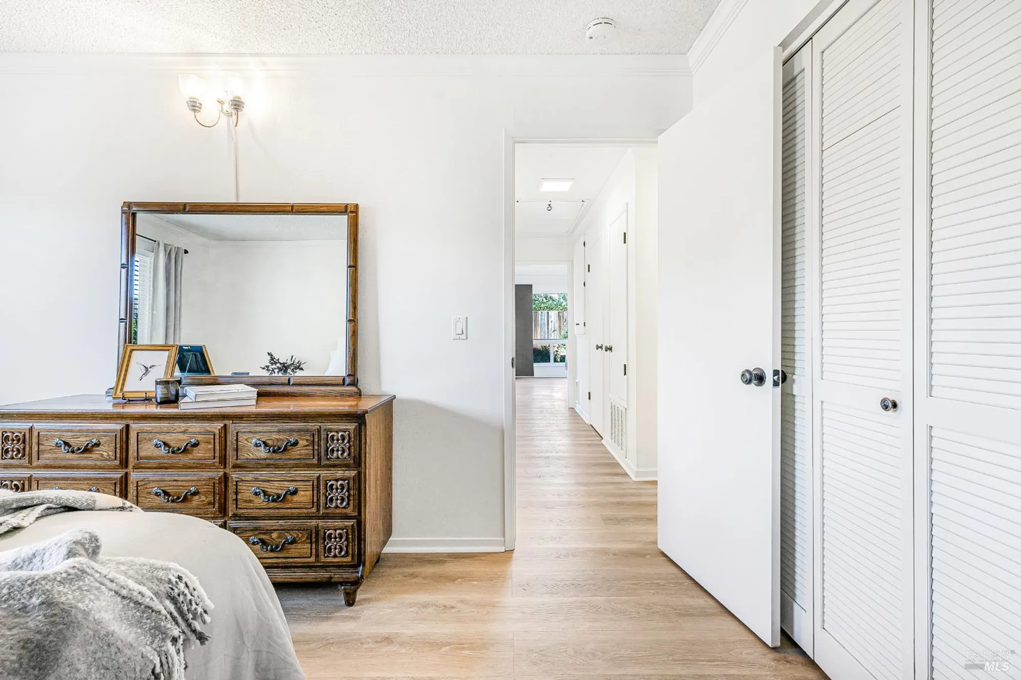 Property Slideshow image 23 of 38 | 199 white oak dr, Santa Rosa, CA, 95409