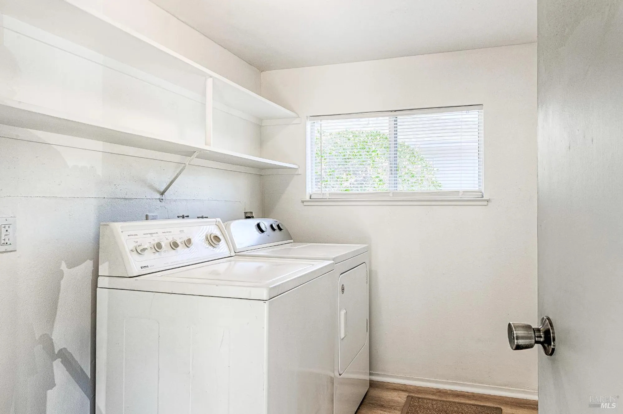 Property Slideshow image 32 of 38 | 199 white oak dr, Santa Rosa, CA, 95409