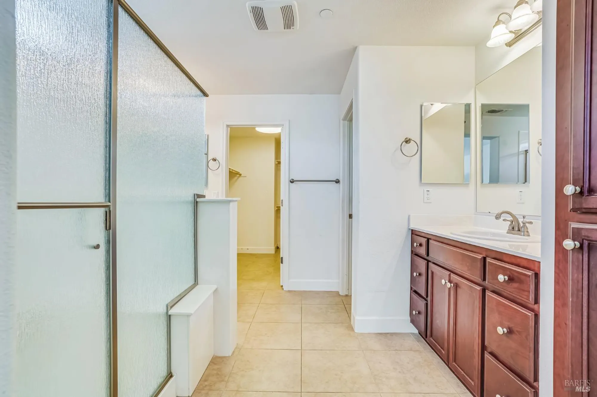Property Slideshow image 17 of 30 | 305 birch ridge dr, Rio Vista, CA, 94571