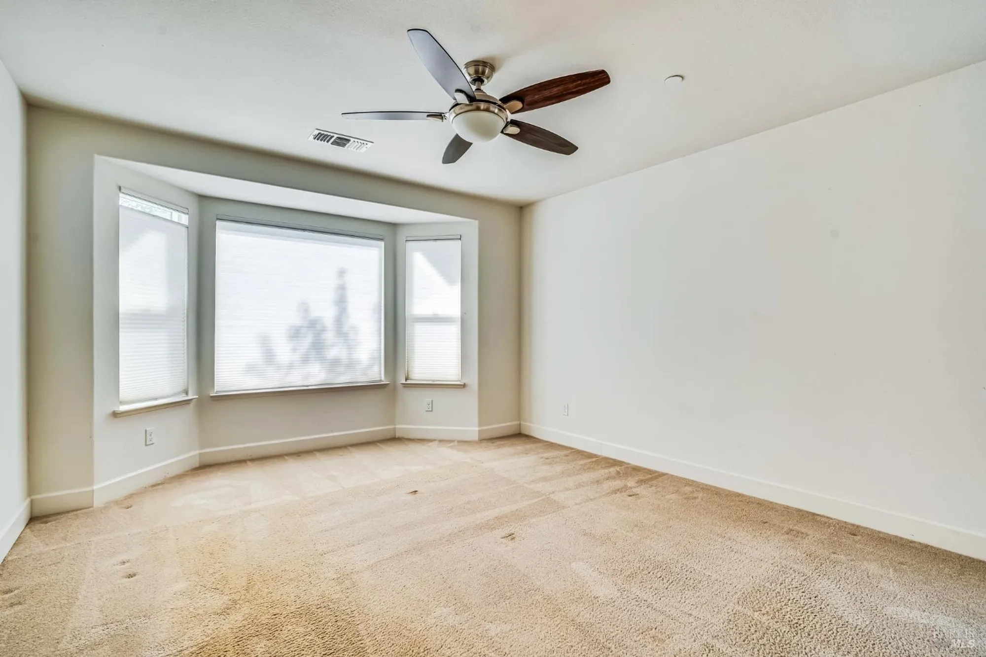 Property Slideshow image 25 of 30 | 305 birch ridge dr, Rio Vista, CA, 94571