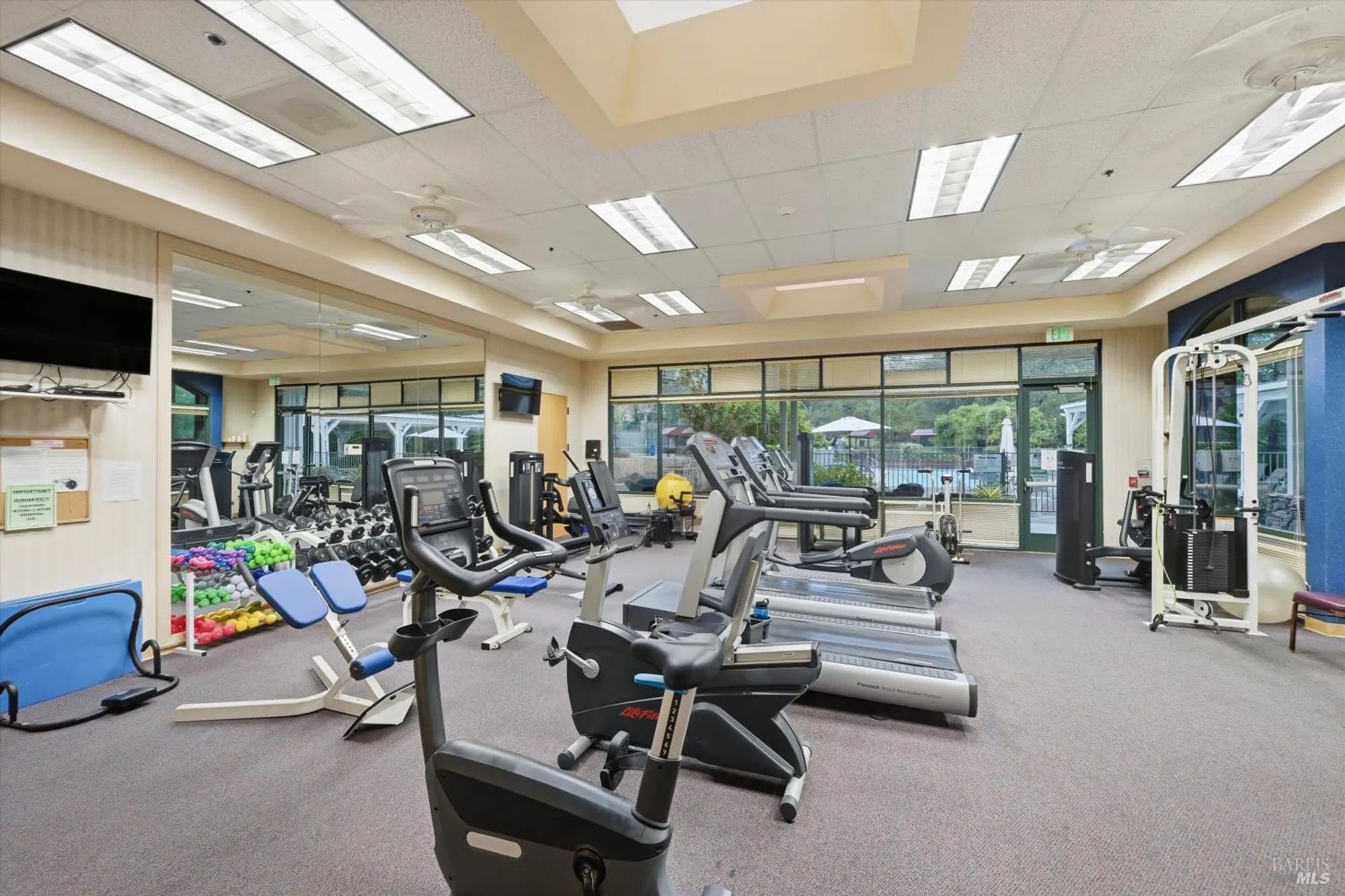 Property Slideshow image 38 of 40 | 124 wisteria cir, Cloverdale, CA, 95425