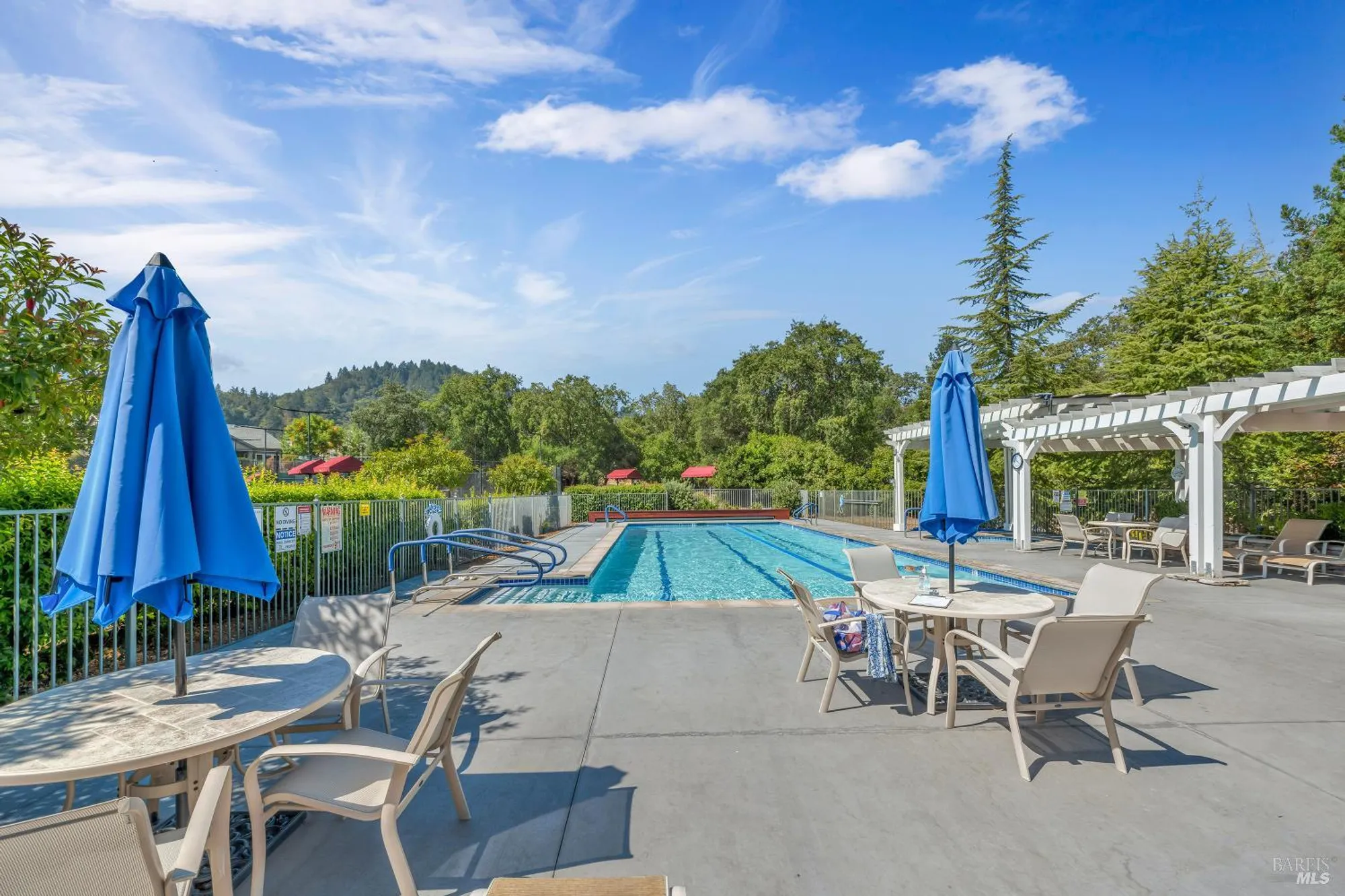 Property Slideshow image 36 of 40 | 124 wisteria cir, Cloverdale, CA, 95425