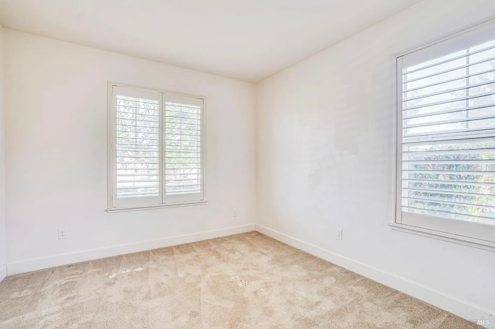 Property Slideshow image 20 of 30 | 305 birch ridge dr, Rio Vista, CA, 94571