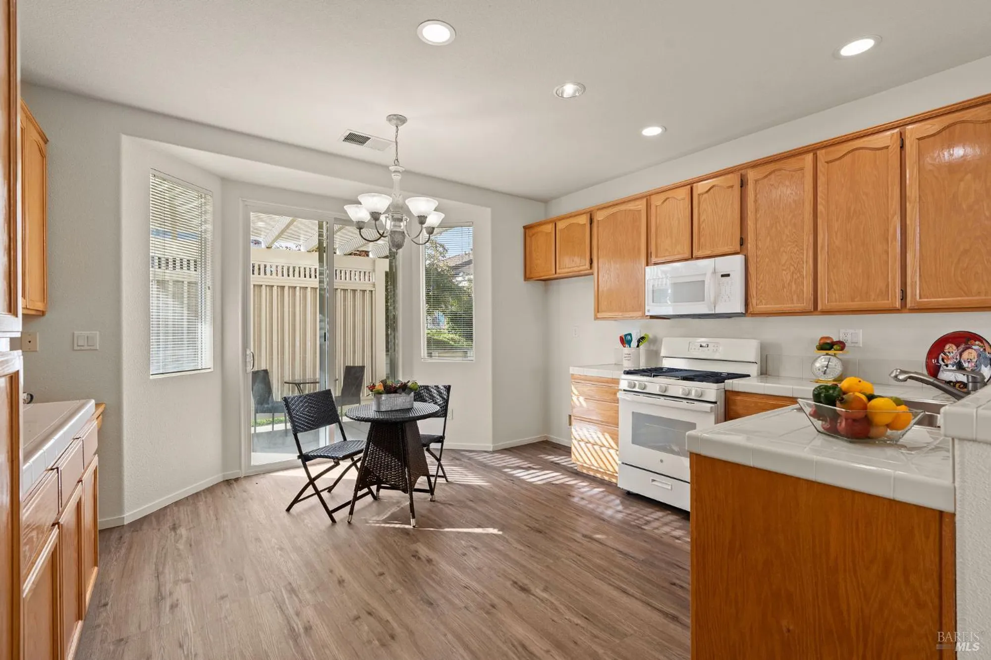 Property Slideshow image 8 of 68 | 732 summerset dr, Rio Vista, CA, 94571