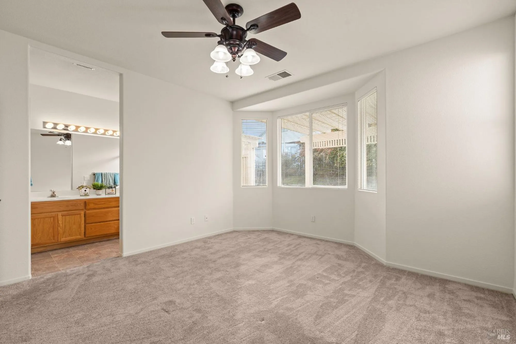 Property Slideshow image 18 of 68 | 732 summerset dr, Rio Vista, CA, 94571