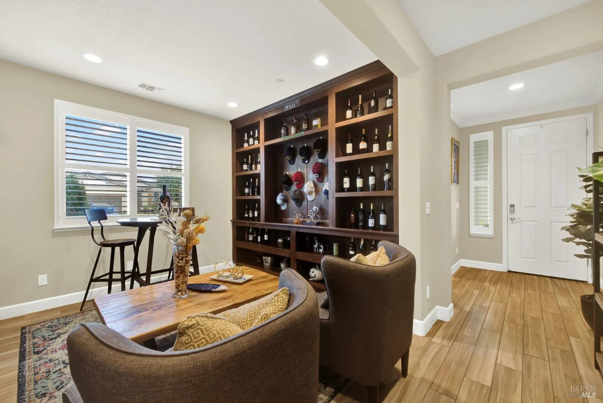 Property Slideshow image 11 of 68 | 503 mockingjay dr, Rio Vista, CA, 94571