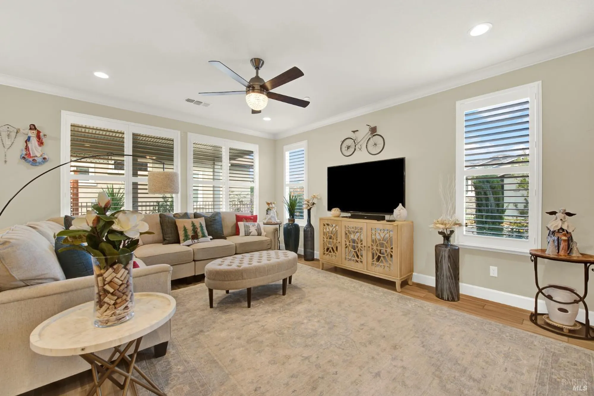 Property Slideshow image 16 of 68 | 503 mockingjay dr, Rio Vista, CA, 94571