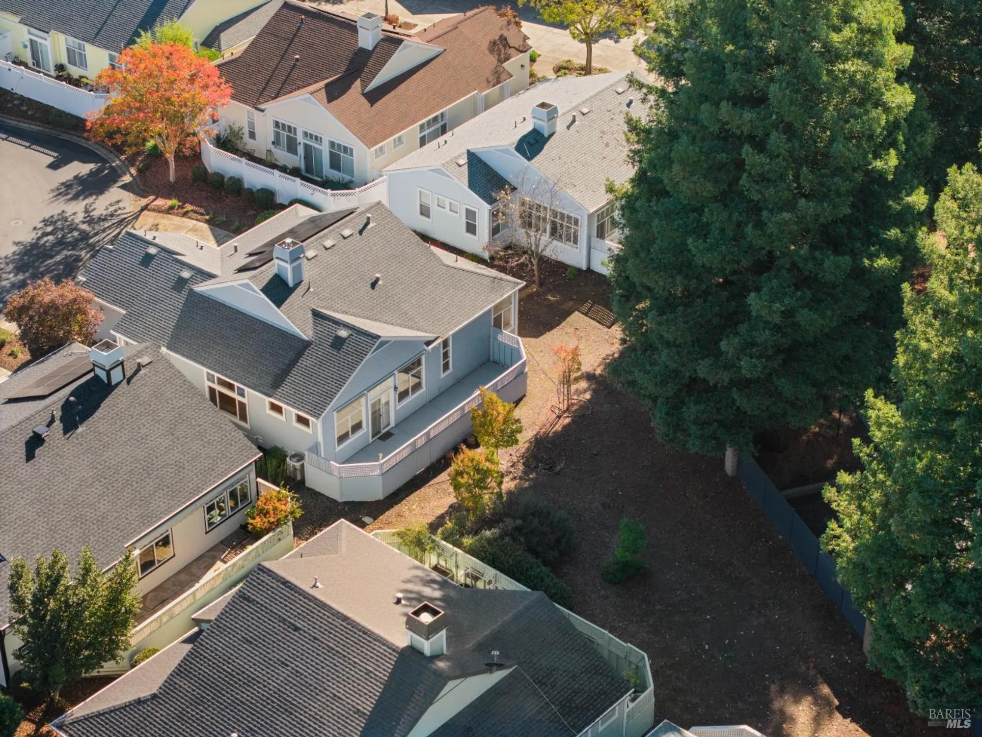 Property Slideshow image 17 of 47 | 6471 pine valley dr, Santa Rosa, CA, 95409