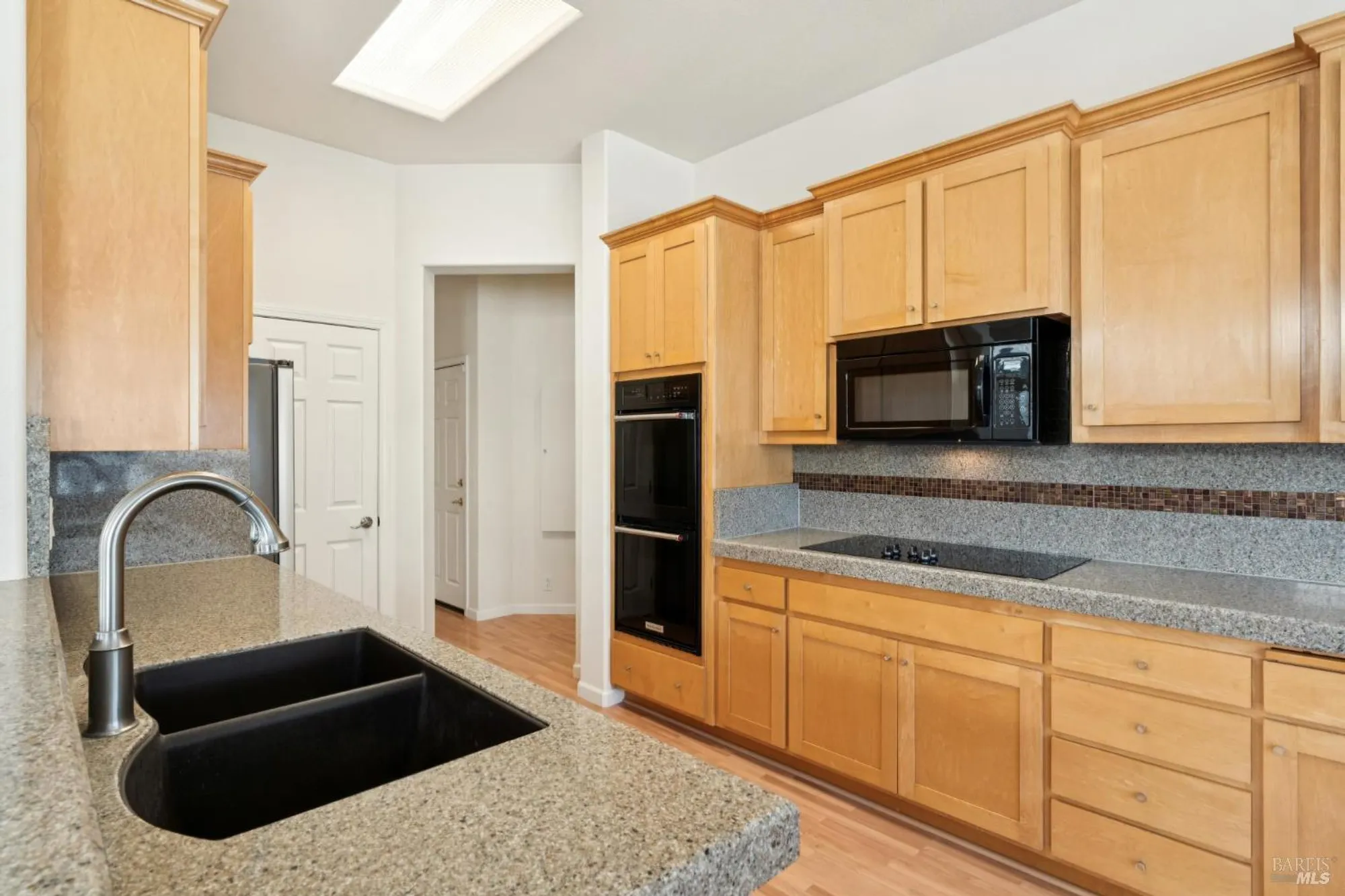 Property Slideshow image 11 of 47 | 6471 pine valley dr, Santa Rosa, CA, 95409